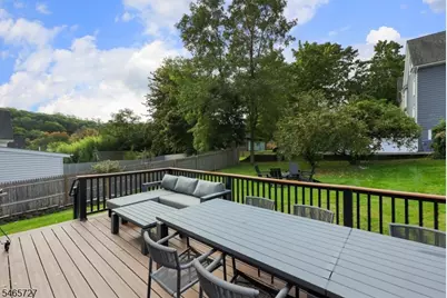 8 Locust St, Morris Township, NJ 07960 - Photo 18