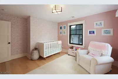 8 Locust St, Morris Township, NJ 07960 - Photo 20
