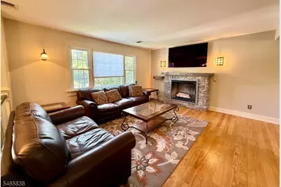 15 Hazel St, Lincoln Park, NJ 07035 - Photo 2