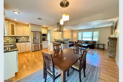 15 Hazel St, Lincoln Park, NJ 07035 - Photo 6