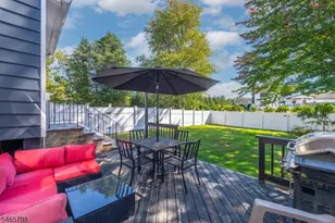 191 Horseneck Rd, Fairfield, NJ 07004 - Photo 20
