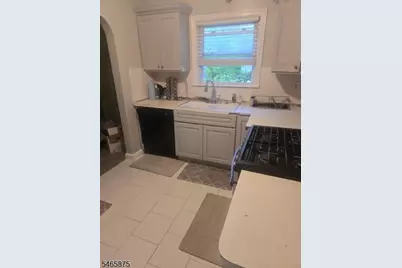 400 W End Ave, North Plainfield, NJ 07063 - Photo 4