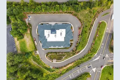17 Hook Mt Rd #202, Montville Township, NJ 07058 - Photo 4