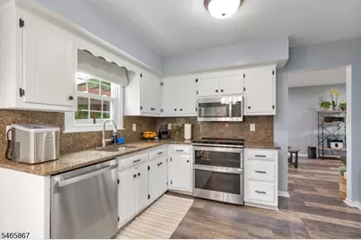 405 Bellwood Ave, Union Township, NJ 08802 - Photo 10