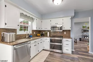 405 Bellwood Ave, Union Township, NJ 08802 - Photo 10