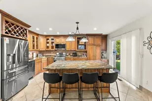 89 Lexington Ln, Wayne, NJ 07470 - Photo 8