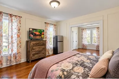 299 Renner Ave, Newark, NJ 07112 - Photo 8