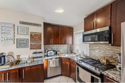 1975 Rutherford St, Rahway, NJ 07065 - Photo 24