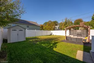 1975 Rutherford St, Rahway, NJ 07065 - Photo 28