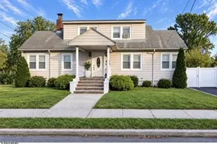 1975 Rutherford St, Rahway, NJ 07065 - Photo 2