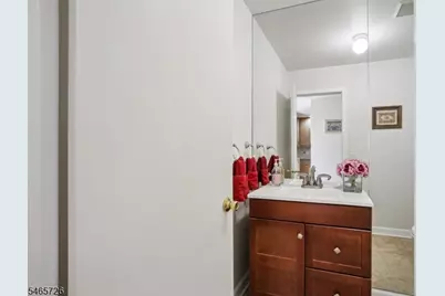 45 Mill Pond Rd, Woodland Park, NJ 07424 - Photo 22