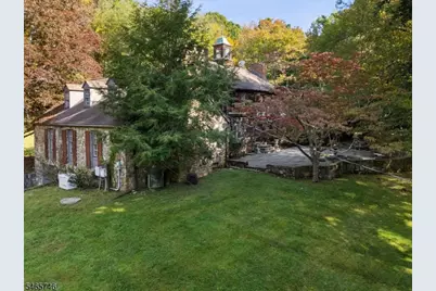 568 Waterloo Rd, Byram Township, NJ 07874 - Photo 38