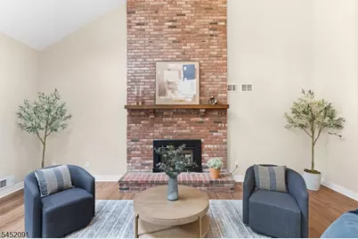 31 Warren Cutting, Chester, NJ 07930 - Photo 6