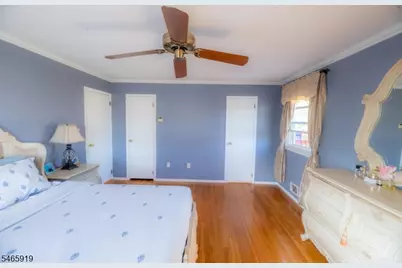 4 Charles Ct, Edison Twp., NJ 08820 - Photo 16