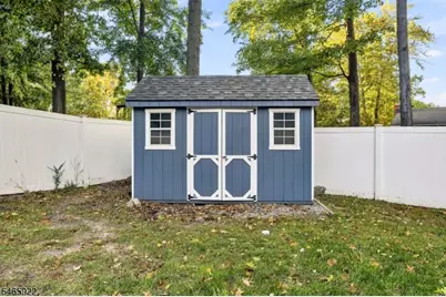 21 Woodland Trl, Vernon Twp., NJ 07419 - Photo 28
