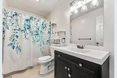 21 Woodland Trl, Vernon Twp., NJ 07419 - Photo 12