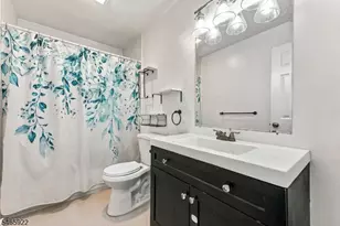 21 Woodland Trail, Vernon Twp., NJ 07419 - Photo 12
