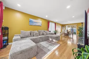 1017 Spruce St, Roselle, NJ 07203 - Photo 4