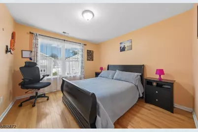 1017 Spruce St, Roselle, NJ 07203 - Photo 14