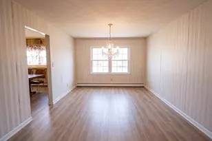 1 Arthur St, Roselle, NJ 07203 - Photo 4