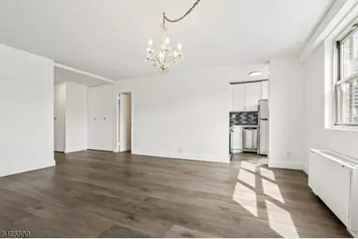 7100 Boulevard E #2L, Guttenberg, NJ 07093 - Photo 4