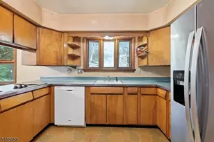 505 Long Hill Rd, Long Hill Township, NJ 07933 - Photo 12