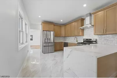 95 Rutherford Pl, North Arlington, NJ 07031 - Photo 4