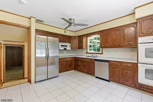 1170 Easton Ave, Franklin Township, NJ 08873 - Photo 14