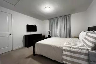 517 Brooklawn Ave, Roselle, NJ 07203 - Photo 4