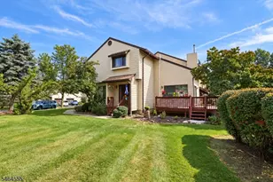 1 Sparrow Cir, Hampton Township, NJ 07860 - Photo 2