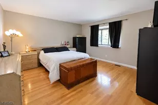 1 Sparrow Cir, Hampton Township, NJ 07860 - Photo 16