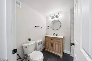 415 Claremont Ave, Montclair Twp., NJ 07042 - Photo 16