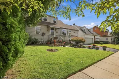 1017 Harding Ave, Union Township, NJ 07083 - Photo 2