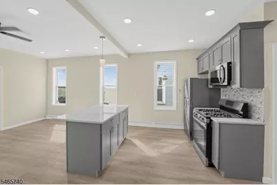 29 Goodwin Ave, Newark, NJ 07112 - Photo 34