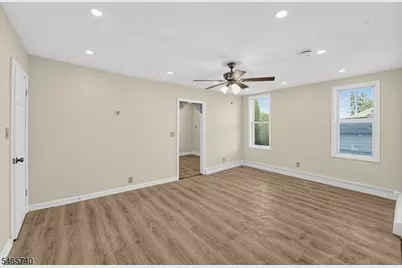 29 Goodwin Ave, Newark, NJ 07112 - Photo 16