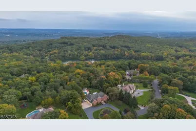 86 Alize Dr, Kinnelon, NJ 07405 - Photo 6