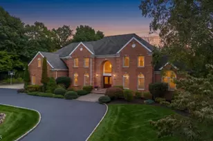 86 Alize Dr, Kinnelon, NJ 07405 - Photo 1