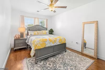 1019 Bishop Evans Way, Linden, NJ 07036 - Photo 16