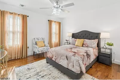 1019 Bishop Evans Way, Linden, NJ 07036 - Photo 12