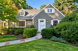 15 Norman Cir, Madison, NJ 07940 - Photo 2