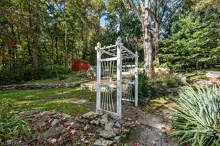 13 Holiday Ln, West Milford, NJ 07480 - Photo 44