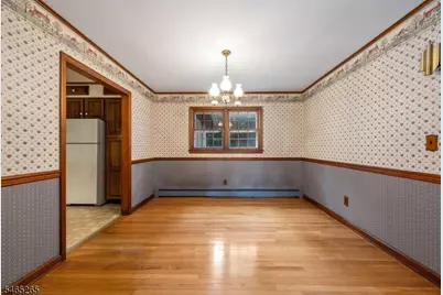 13 Holiday Ln, West Milford, NJ 07480 - Photo 8