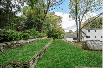 13 Holiday Ln, West Milford, NJ 07480 - Photo 48