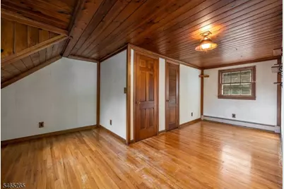13 Holiday Ln, West Milford, NJ 07480 - Photo 26