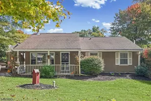 543 Terrace Dr, Vernon, NJ 07422 - Photo 1