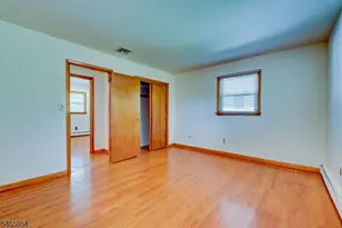 129 Irvington Ave, Franklin Township, NJ 08873 - Photo 24