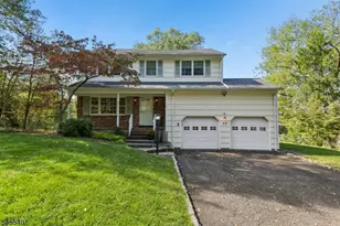 25 Wardle Ave, Berkeley Heights Township, NJ 07922 - Photo 42