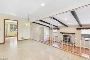 25 Wardle Ave, Berkeley Heights Township, NJ 07922 - Photo 10