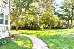 530 Andria Ave, Hillsborough Township, NJ 08844 - Photo 2