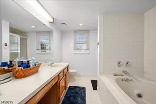 62 Amethyst Ln, Paterson, NJ 07501 - Photo 12